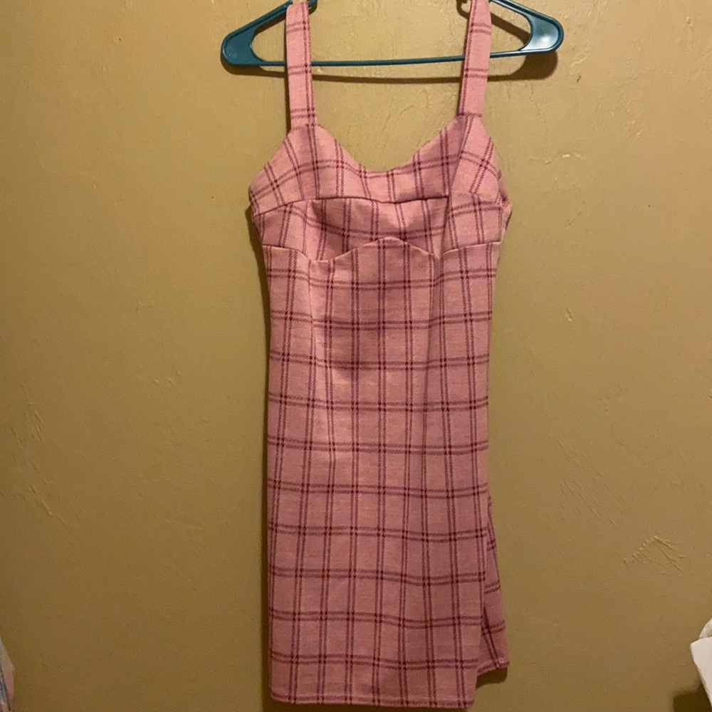 Size large, pink dress, so cute